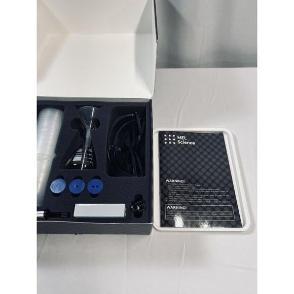 New MEL Lab Kit Ages 10+ Safety Glasses Pocket Stove Glass Beaker Flask & More - Picture 3 of 4